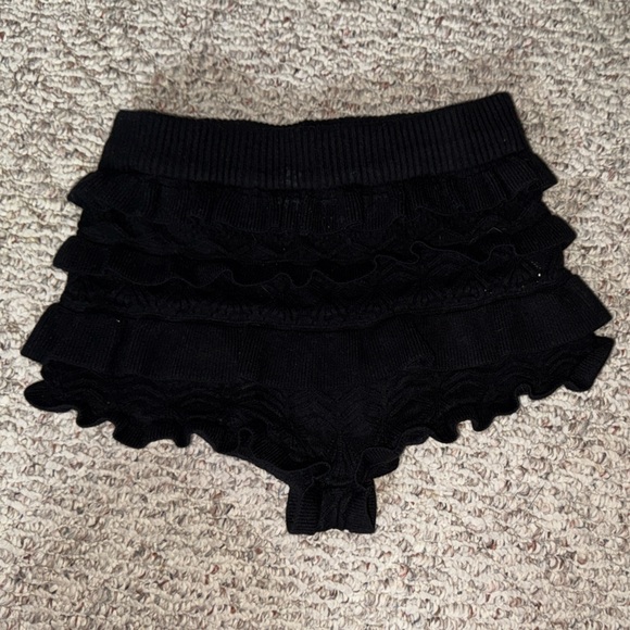 Black Ruffled Shorts - Picture 2 of 3